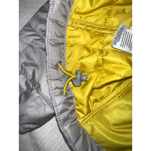 L. L. Bean Women’s Grey Puffer Jacket (XS) - Picture 6 of 6